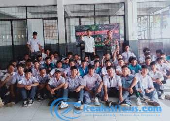 Serka Enceng Setiawan Koramil 2203/Warungkiara Melaksanakan Sosialisasi Rekruitmen TNI Tahun 2025 Kepada Puluhan Pelajar SMK Dwi Warna