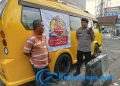 Berikan Rasa Aman Saat Mudik, Polsek Lembursitu Bagikan Sticker Hot Line 110