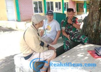 Jalin Hubungan Kemasyarakatan Dengan Baik, Peltu Andi Koramil 2203/Warungkiara Komsos Bareng Pemuda Di Bantargadung