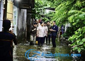Presiden Prabowo Tinjau Warga Terdampak Banjir di Bekasi