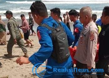 Sat Polairud Temukan Mayat Wisatawan yang Tenggelam di Pantai Karangpapak