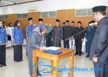 Pengambilan Sumpah dan Penyerahan SK PNS dan CPNS, Bupati Tekankan Tugas Pengabdian