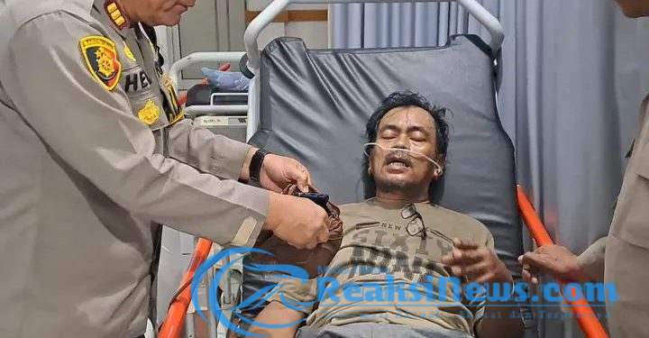 Aksi Heroik Polsek Citamiang Sukabumi Evakuasi Pengemudi yang Pingsan saat Berkendara