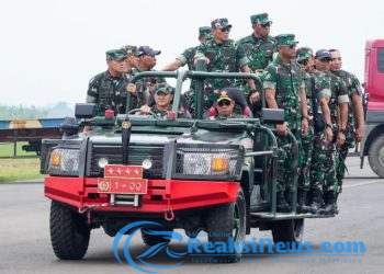 Panglima Kostrad Dampingi Panglima TNI Jenderal TNI Meninjau Secara Langsung Kesiapan Pelaksanaan Upacara