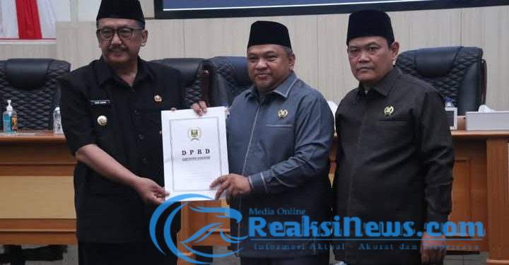 Bupati Sukabumi Hadiri Paripurna DPRD, Agenda Rekomendasi LKPJ Tahun Anggaran 2024