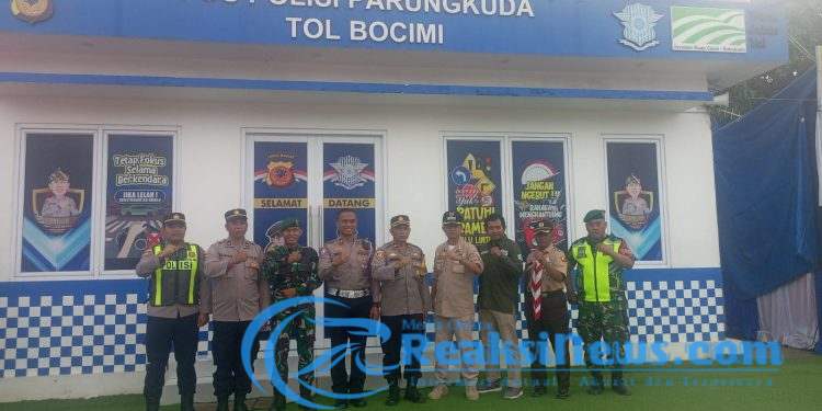 Sinergi TNI, Polri, dan Instansi Terkait Amankan Exit Tol Parungkuda Saat PAM Ketupat Idul Fitri 2025