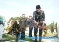 Wali Kota dan Wakil Wali Kota Sukabumi, Ayep Zaki-Bobby Maulana, bersama unsur Forkopimda, Ziarah ke Makam Pahlawan Dalam Rangka HUT Kota Sukabumi ke 111