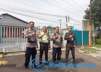 Sambangi Perusahaan PT. SCM Unit Samapta Polsek Lembursitu Patroli Dialogis Dengan Petugas Satpam, Sampaikan Himbauan Kamtibmas