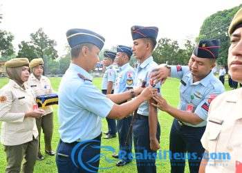 Komandan Lanud Jenderal Besar Soedirman Pimpin Upacara Kenaikan Pangkat 17 Personel Lanud J.B. Soedirman