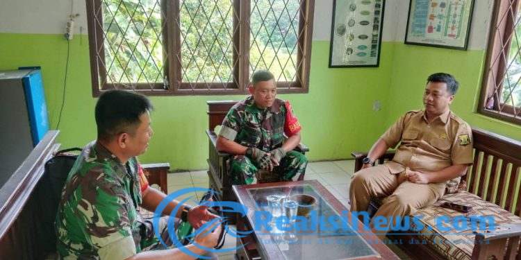 Peltu Andi Danpos Bantargadung Koramil 2203/Warungkiara Gencarkan Komsos Di BP3K