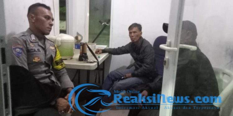 Bhabinkamtibmas Polsek Lembursitu Tingkatkan Sambangi Warga