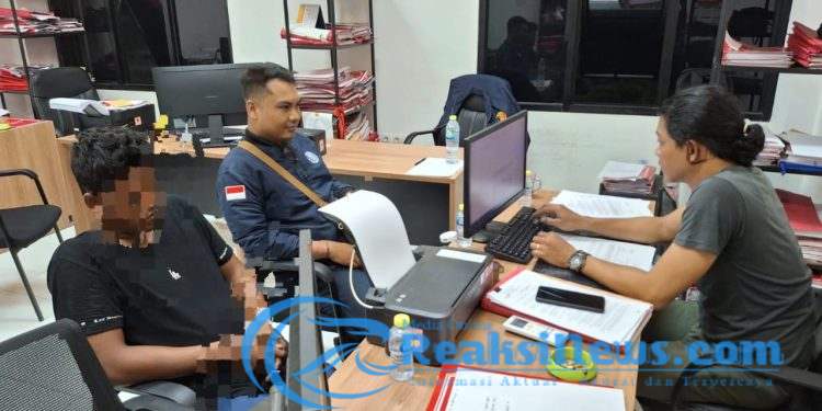 Berikan Respon Cepat, Sat Reskrim Polresta Banyumas Tangkap Tiga Pria Yang Diduga Terlibat Pembunuhan di Pliken Kembaran