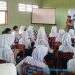 Babinsa Bantarkalong Sertu Agus Koramil 2203/Warungkiara Berikan Wasbang Kepada Ratusan Siswa SMPN 3 Bantarkalong