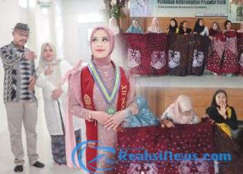 Ketua APPM Hebat Banyuwangi Apresiasi Pelatihan Batik Khas Desa Gambiran