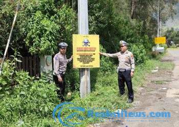 Satlantas Polresta Banyuwangi Gencar Cegah Kejadian dan Fatalitas Laka Lantas: Banner Himbauan dan Penataan Jalur Gunung Ijen