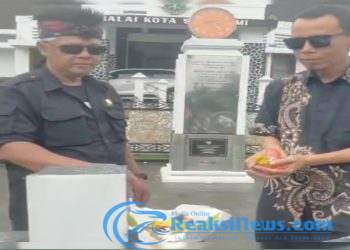 Tabur Bunga Di Balai Kota Sukabumi Inalilahi, Turut Berduka atas Dugaan Matinya Pelayanan dan Hati Nurani H. Ayep Zaki Walikota Sukabumi