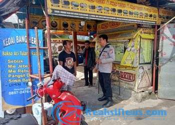 Anggota Patroli Polsek Lembursitu Tingkatkan Giat Patroli Wilayah Antisipasi Kejahatan Jalanan