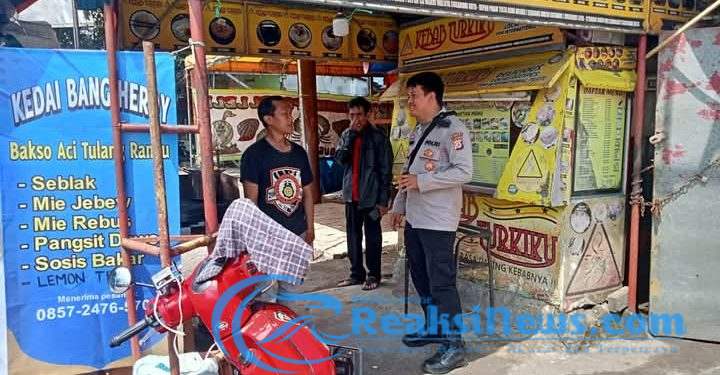 Anggota Patroli Polsek Lembursitu Tingkatkan Giat Patroli Wilayah Antisipasi Kejahatan Jalanan