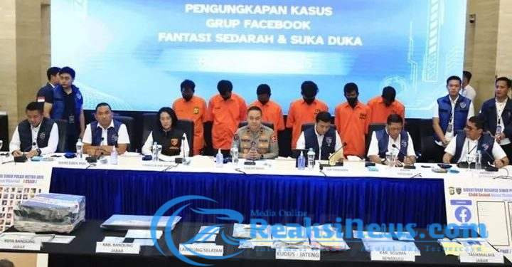 Bareskrim Polri Bongkar Grup Facebook Penyebar Pornografi