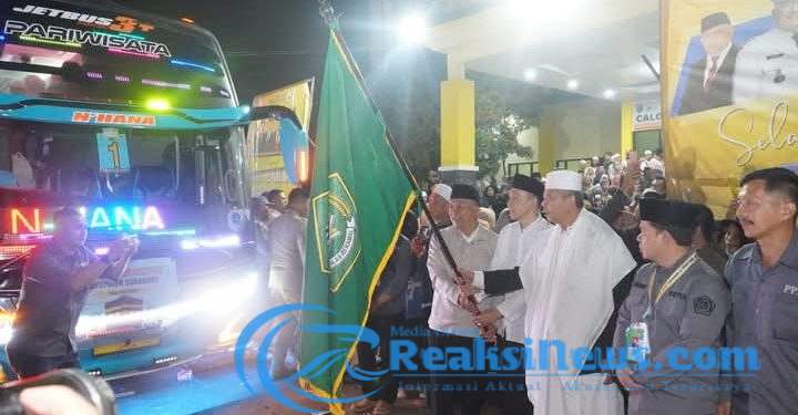 Pelepasan Calon Jemaah Haji Kloter 56, Staf Ahli Bupati Ingatkan Hal Penting