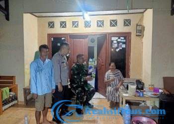 Guna Menciptakan Keamanan dan Kondusif, Bhabinkamtibmas Patroli Dialogis dan Sambangi Warga