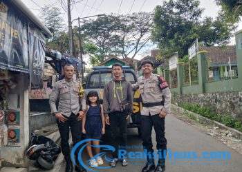 Patroli Dialogis Siang Hari, Anggota Polsek Lembursitu Sambangi Warga