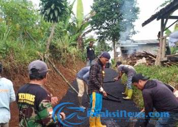 Pemdes Kadununggal Mengalokasikan Dana Desa Pembangunan Pengerasan Jalan Lingkungan Pemukiman