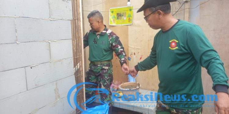 Satgas TMMD Kodim 0607/Kota Sukabumi Kerjakan Program Rutilahu – Rumah Milik Bapak Samsu