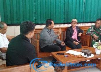 Komsos Dijadikan Ajang Silaturahmi Oleh Danramil 2203/Warungkiara Bersama Tokoh Masyarakat