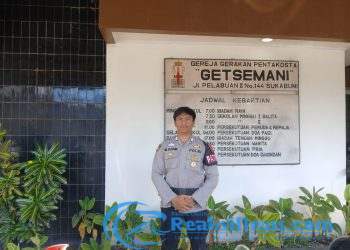 Kegiatan Anggota, Polsek Lembursitu Berikan Pengamanan Ibadah Kebaktian Minggu