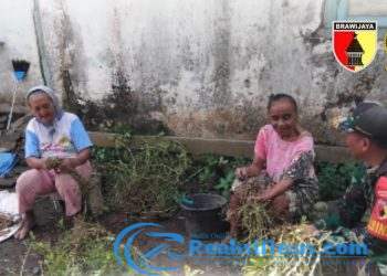 Pererat Silaturahmi Dengan Warga Binaan, Babinsa Laksanakan Giat Komsos