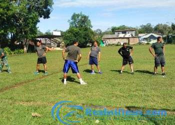 Danramil Ajak Anggota Koramil 2203/Warungkiara Olahraga Bersama Di Lapang