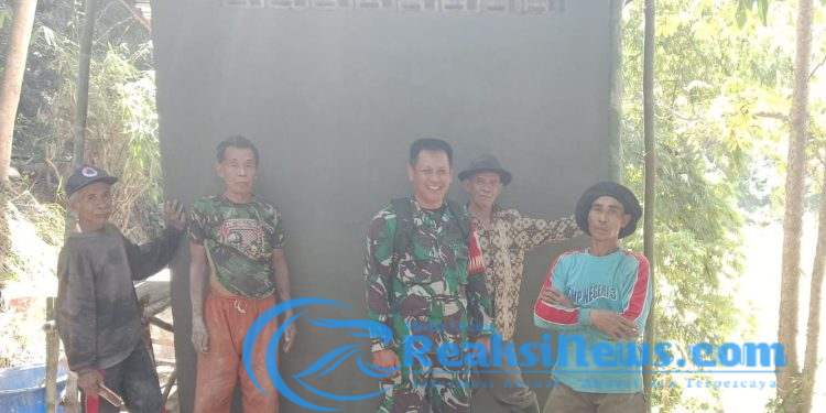 Danpos Bantargadung Koramil 2203/Warungkiara Cek Irpom Di Bojonggaling