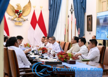 Presiden Prabowo Pimpin Ratas Percepatan Koperasi Merah Putih untuk Perkuat Ekonomi Desa