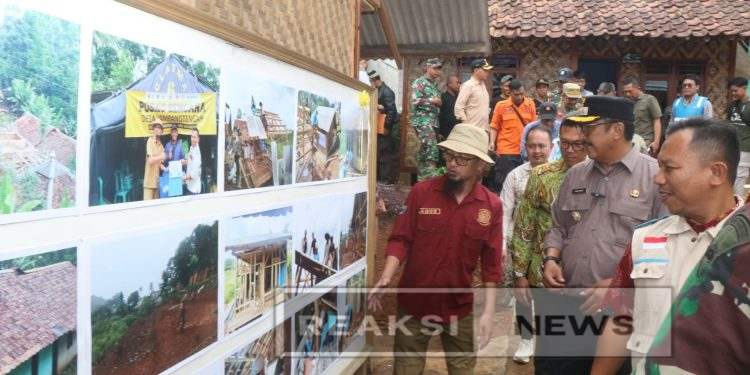 Bupati Asep Japar Serahkan Huntap Kepada Korban Bencana di Kampung Naringgul Jampangtengah