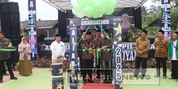 Wabup Hadiri Milad Ke 4 Yayasan Pendidikan Al- Jabhatul Islamiyah Kalapanunggal
