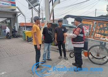 Kanit Patroli Polsek lembursitu Melaksanakan Patroli Siang Hari Antisipasi Gangguan Kamtibmas