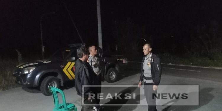 Ajak Warga Kompak Jaga Kamtibmas Bersama Bhabinkamtibmas Polsek Lembursitu Laksanakan Sambang