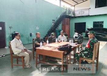 Danpos Bantargadung Bareng Babinsa 2203/Warungkiara Cek Tanah Milik TNI AD di Bojonggaling