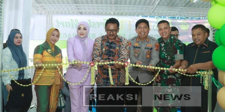 Ratu Freshmart Resmi Dibuka Bupati, Dukung UMKM Lokal Sukabumi