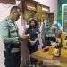 Sasar Toko Jamu, Personil Polsek Lembursitu Himbau Pedagang Agar Tidak Menjual Miras, Guna Antisipasi Gukamtibmas