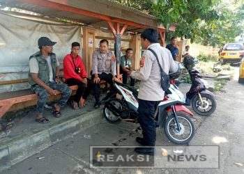Patroli Dialogis Personil Polsek Lembursitu, Sambangi Pangkalan Ojeg, Berikan Himbauan Kamtibmas