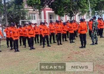 Danramil 2203/Warungkiara Kapten Inf Agus Rahman laksanakan pengecekan peserta pelatihan tanggap bencana