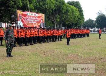 Danramil Beserta Anggota Koramil 2203/Warungkiara Laksanakan Upacara Pembukaan Relawan MANTAB 03