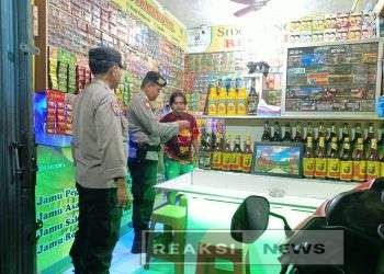 Personil Polsek Lembursitu, Himbau Pedagang Jamu Agar Tidak Menjual Miras, Guna Antisipasi Gukamtibmas
