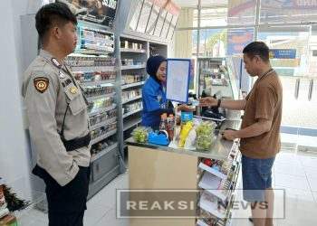 Patroli Sambang Alfamart dan Indomart beri Himbauan Kamtibmas