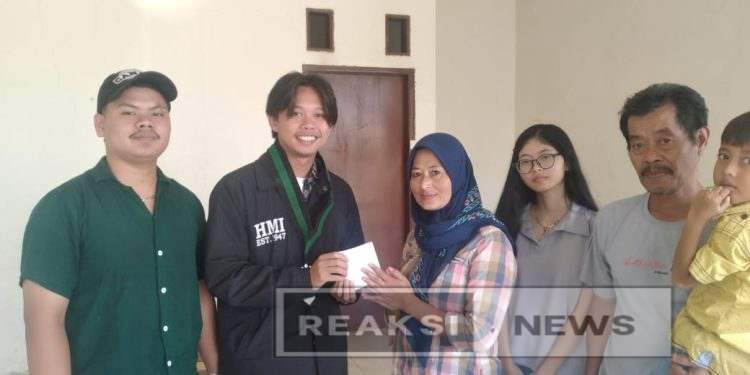 HMI Cabang Sukabumi Salurkan Bantuan Pendidikan untuk Siswa Tidak Mampu, Didukung Dinas Pendidikan Kabupaten Sukabumi