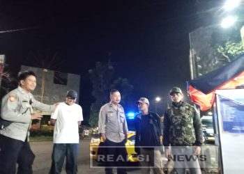 Anggota Polsek Lembursitu Terus Tingkatkan Patroli Malam hari Polsek Lembursitu jaga harkamtibmas