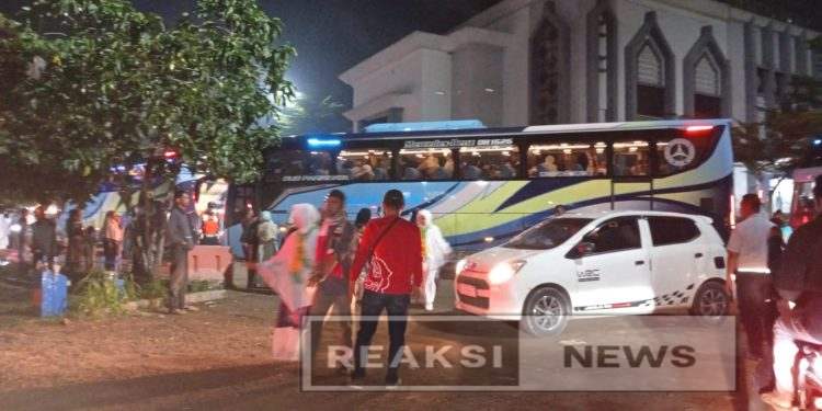 Kementrian Agama Kabupaten Sukabumi Sambut Kedatangan Jemaah Haji Kloter 39 di PLUHT