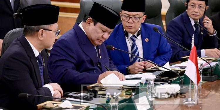 Presiden Prabowo dan Pangeran MBS Tandatangani Minutes of Meeting Dewan Koordinasi Tertinggi Indonesia–Arab Saudi